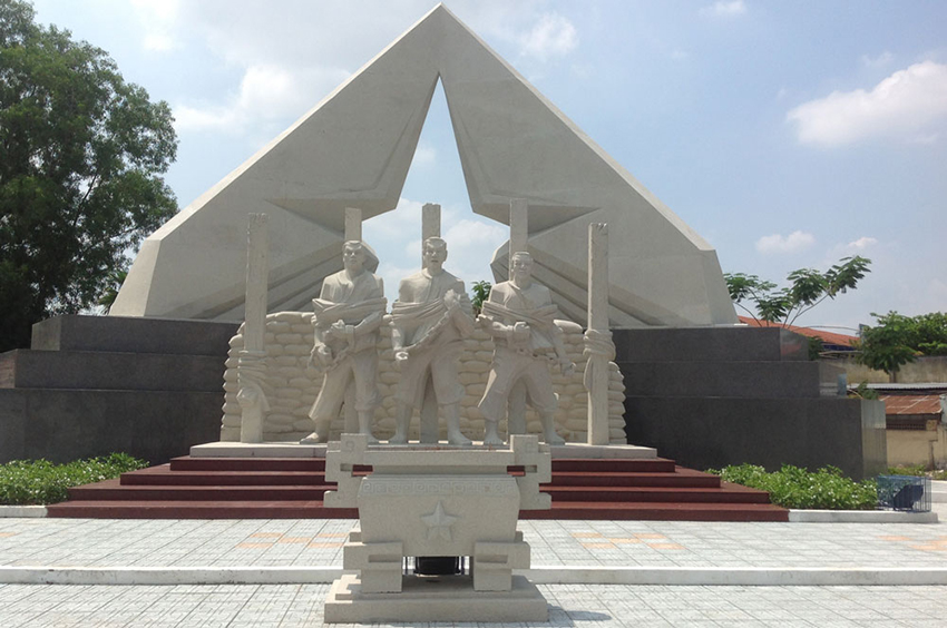 Từ quan điểm của Hội nghị Ban Chấp hành Trung ương Đảng tháng 11-1939 đến khởi nghĩa Nam Kỳ tháng 11-1940